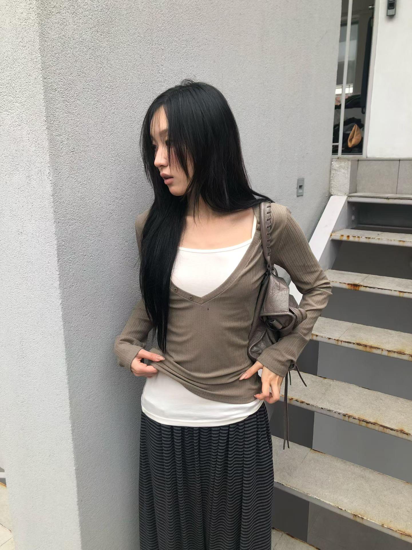 細肩背心+鈕扣坑條棉上衣兩件組